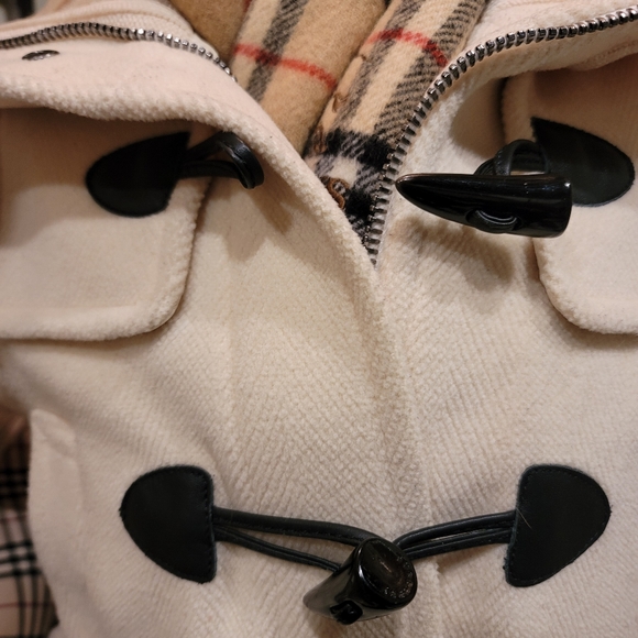 Authentic Burberry Wool Jacket - Picture 8 of 16